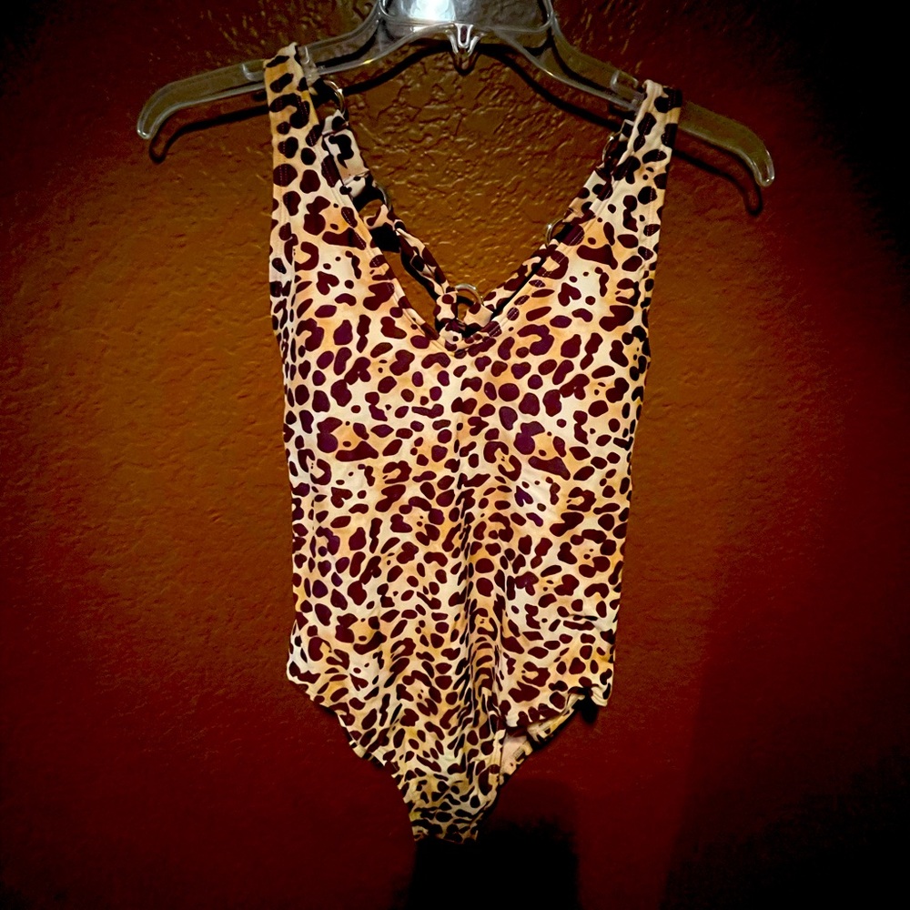 Uncommon/sense leopard swimsuit